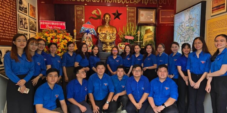 Sinh hoạt chính trị tháng 5/2024 với chủ đề “Tháng 5 nhớ Bác”