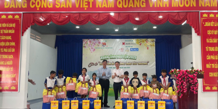 CHI ĐOÀN TRUNG TÂM THAM GIA CHƯƠNG TRÌNH “XUÂN TÌNH NGUYỆN NĂM 2025” – MANG TẾT ẤM ĐẾN VÙNG BIÊN GIỚI