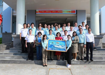 HÀNH TRÌNH VỀ NGUỒN