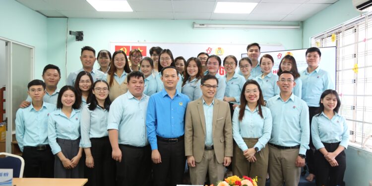 HỘI NGHỊ CÁN BỘ, CÔNG CHỨC, NGƯỜI LAO ĐỘNG NĂM 2025